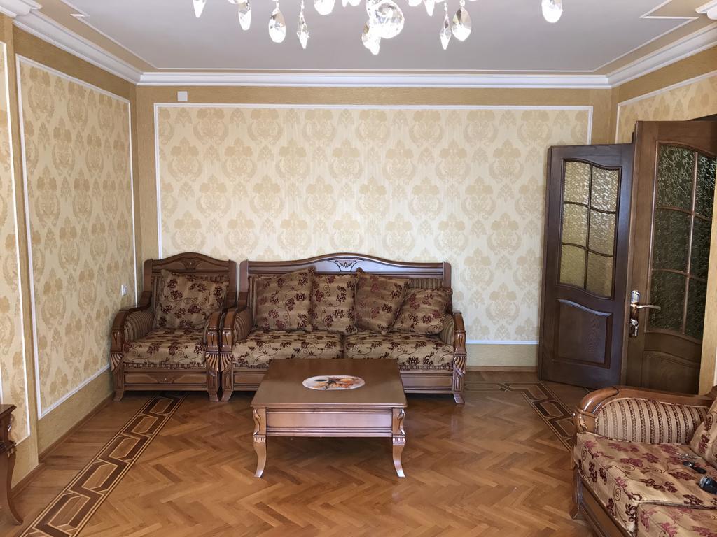 Gold Wall Apartment Баку Экстерьер фото
