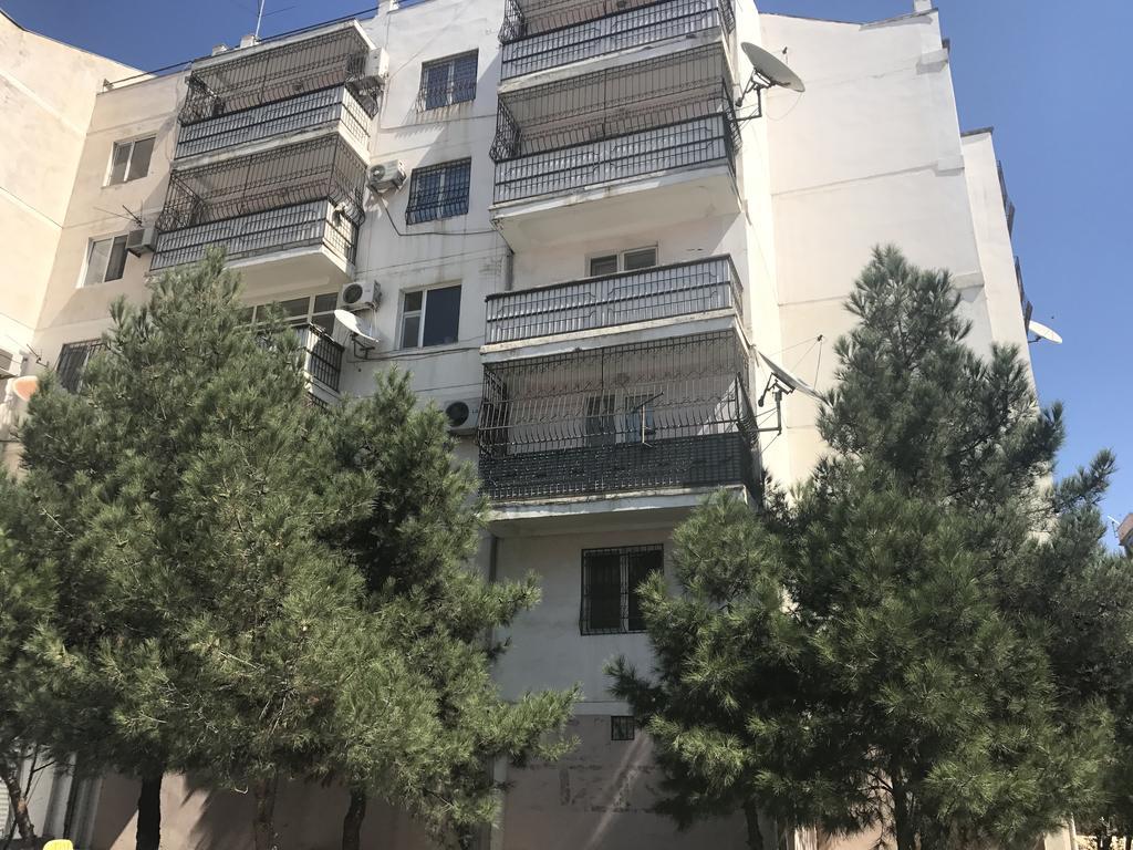 Gold Wall Apartment Баку Экстерьер фото